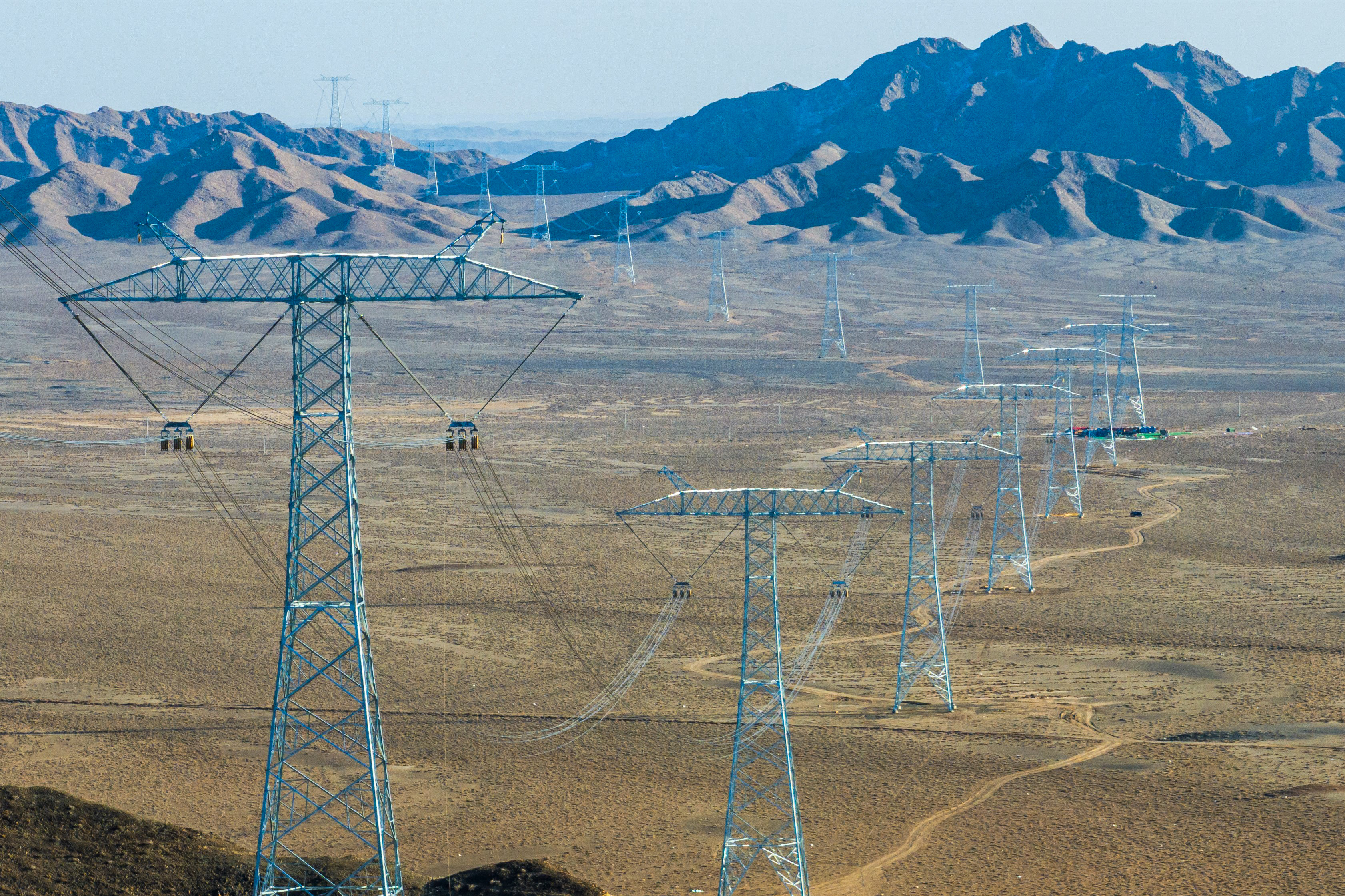 喜报|福建华继电气携手天富能源,服务白杨 110kV 输变电重点项目